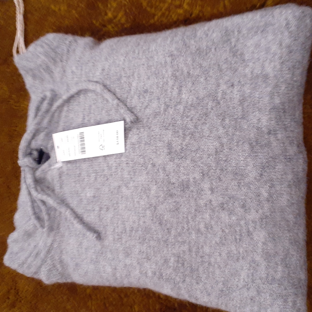 J crew sweater in Super soft yarn - Picture 10 of 11